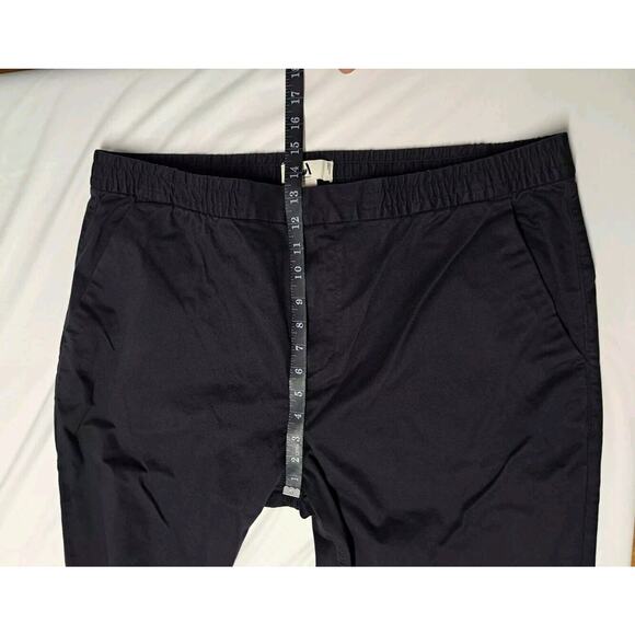Amazon Men's Tapered Fit Elasticated Waist Chino‎ Pant, Black Size XL 30" - Picture 6 of 11